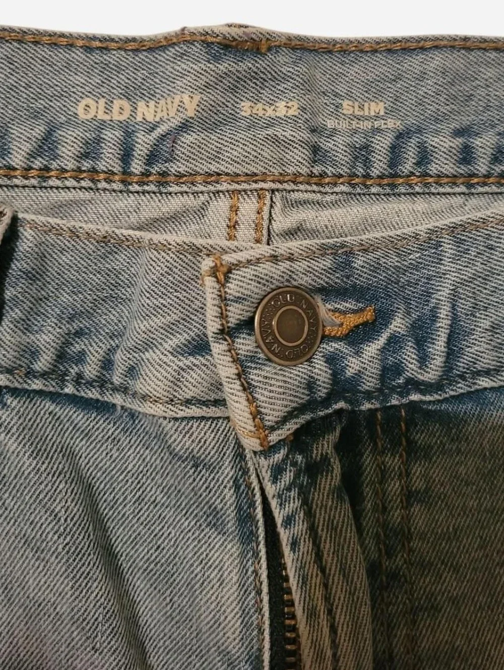 Old Navy Men's Light Gray Straight Jeans
